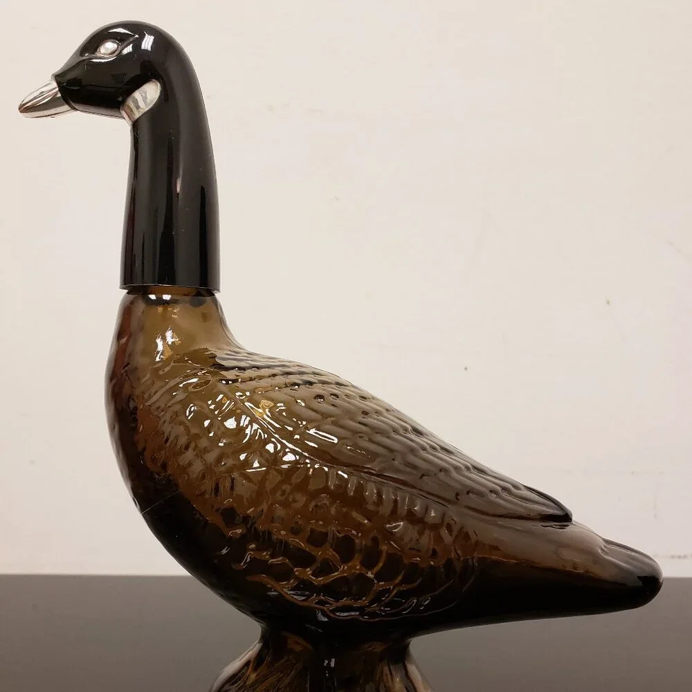 Avon vintage canadian